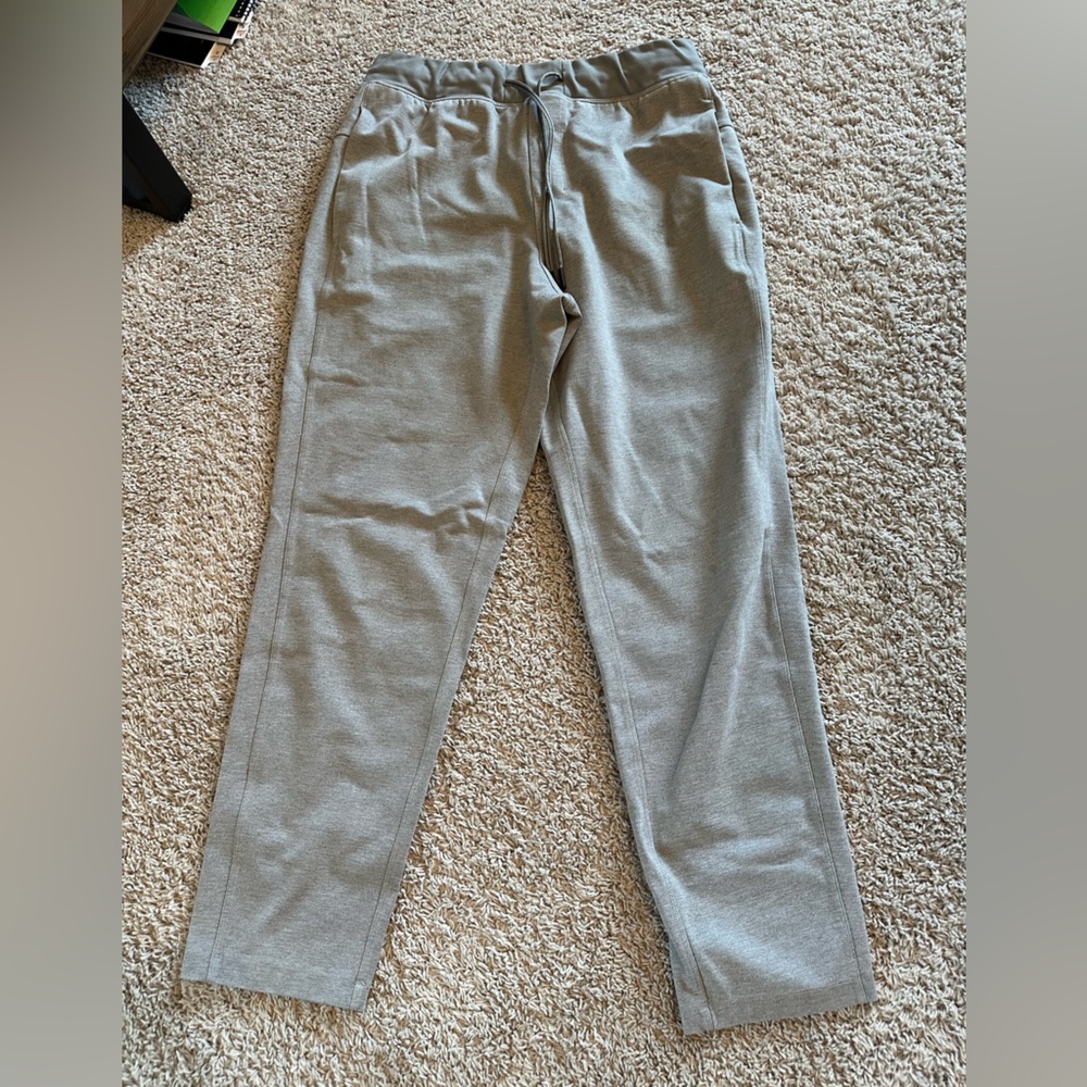 Lululemon Athletica Gray Sweatpants Relaxed Fit